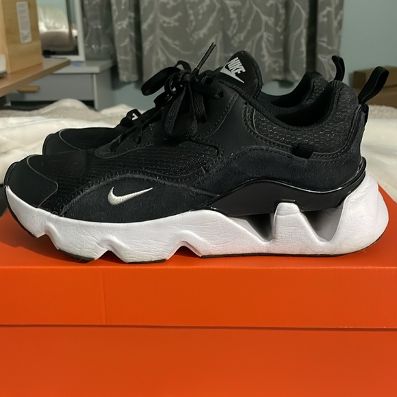 black nike ryz 365 2’s - Picture 7 of 12